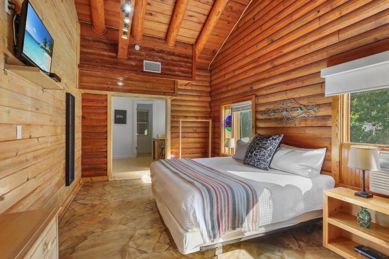 Wimberley Log Cabins Resort And Suites- Unit 4 Exterior foto